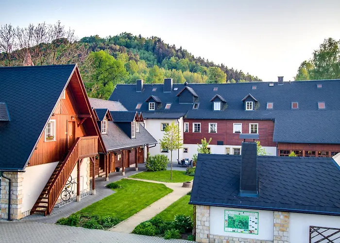 Hotel U Pekaře - Jítravský Dvorec *