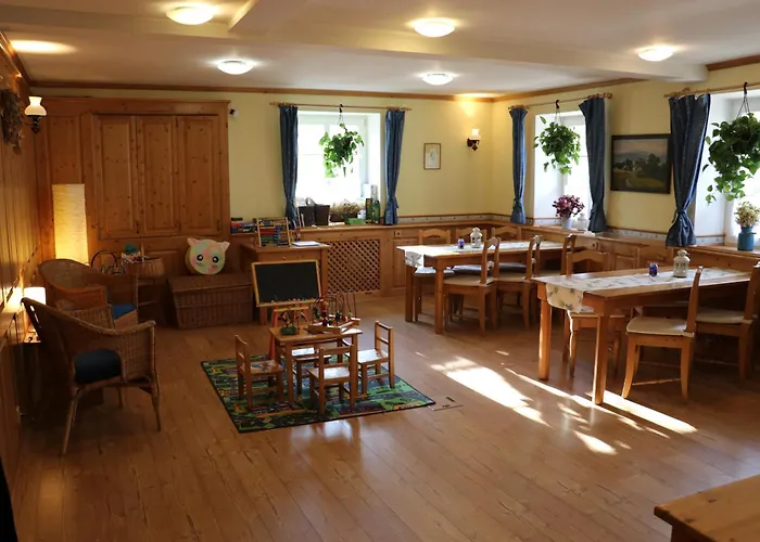 U Pekaře - Jítravský Dvorec Hotel *