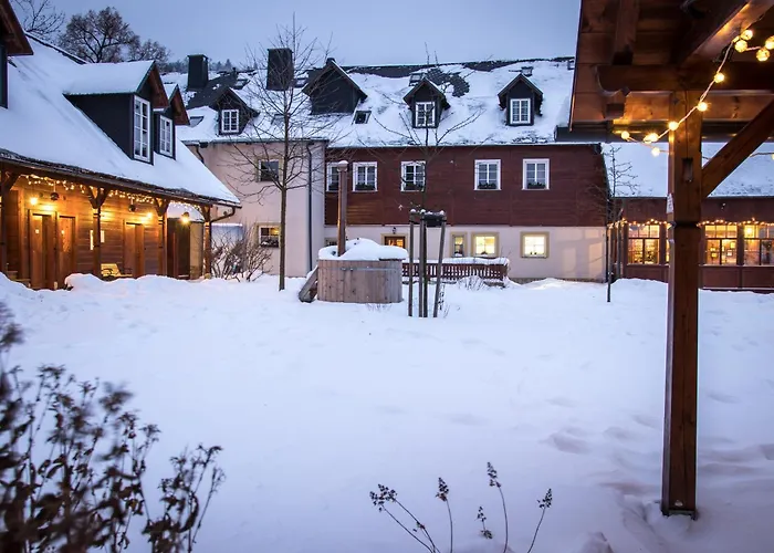 U Pekaře - Jítravský Dvorec Hotel
